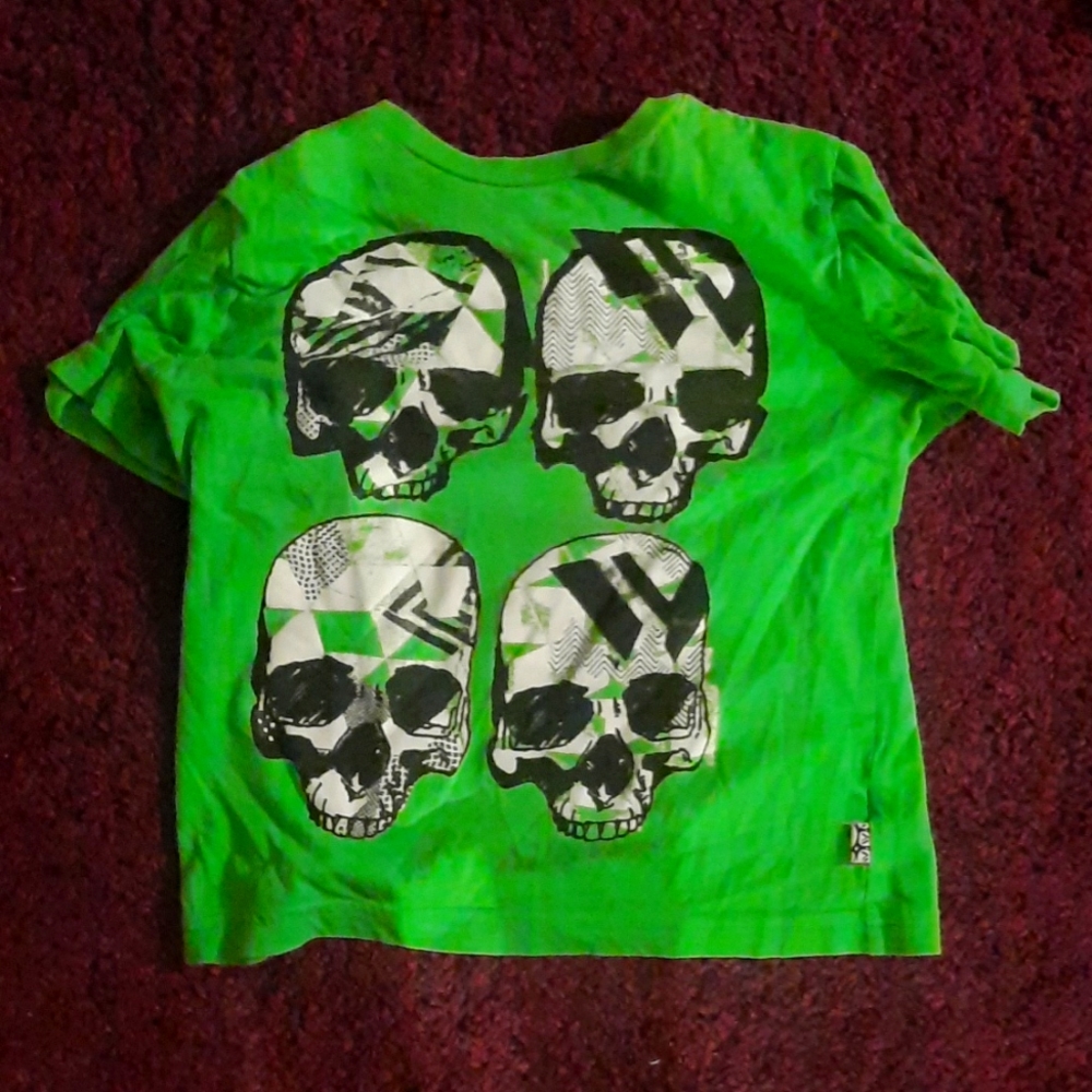 grunge skull t shirt